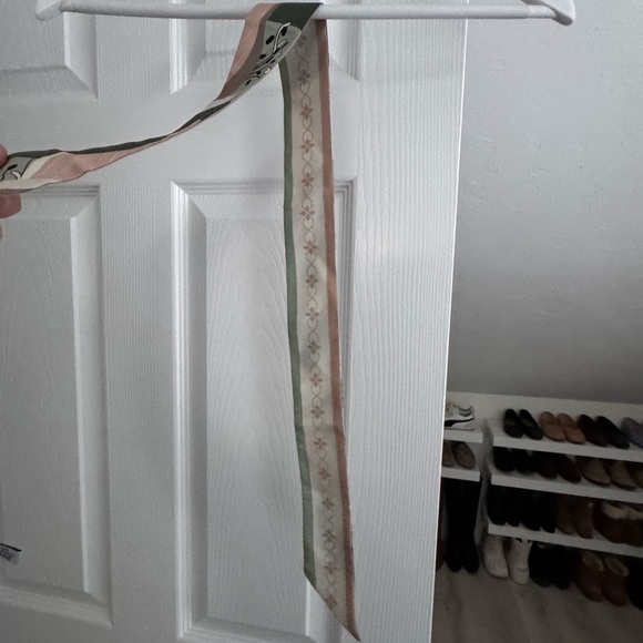 NEW Fleuron BLOOM BANDEAU 5X120CM in 
VERT AMANDE - Picture 5 of 7